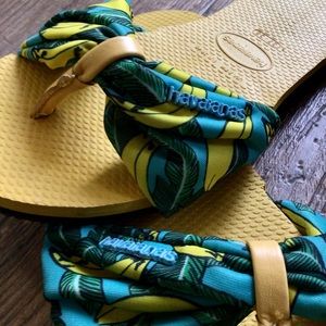 SOLD Acadia Hat and Brazillian Tropical Flip Flops for Summer